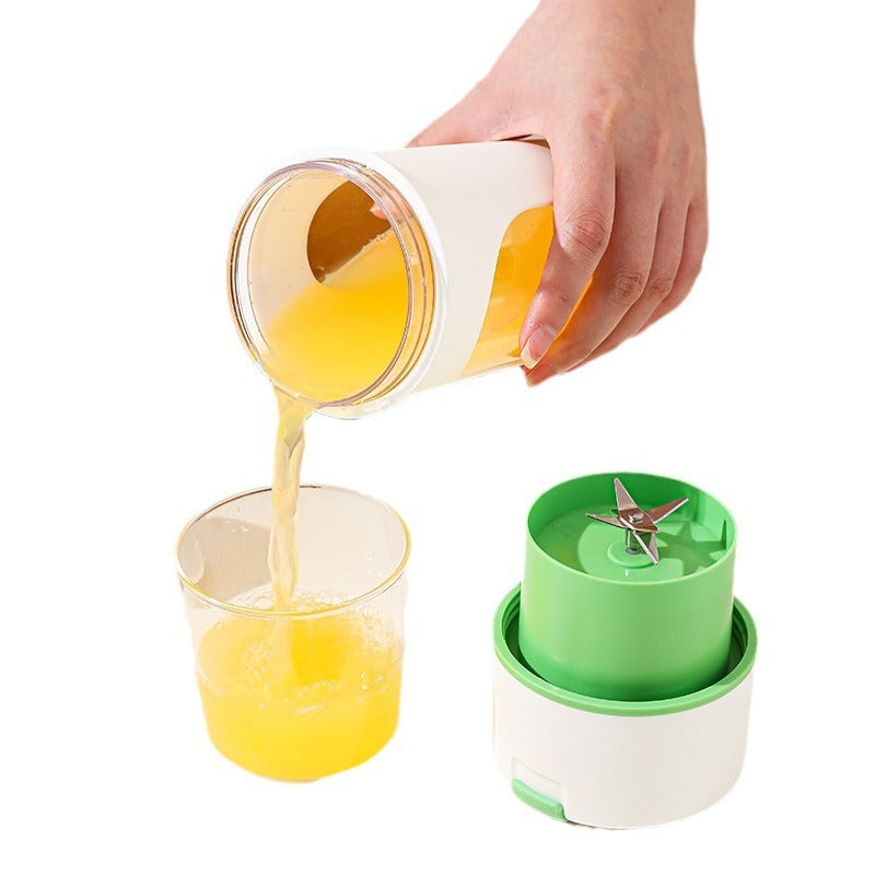 Portable USB Blender – Smart, Safe & Convenient